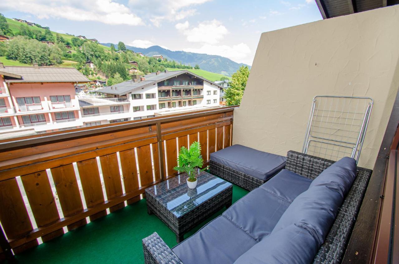 Penthouse Eightyone By All In One Apartments Kaprun Extérieur photo