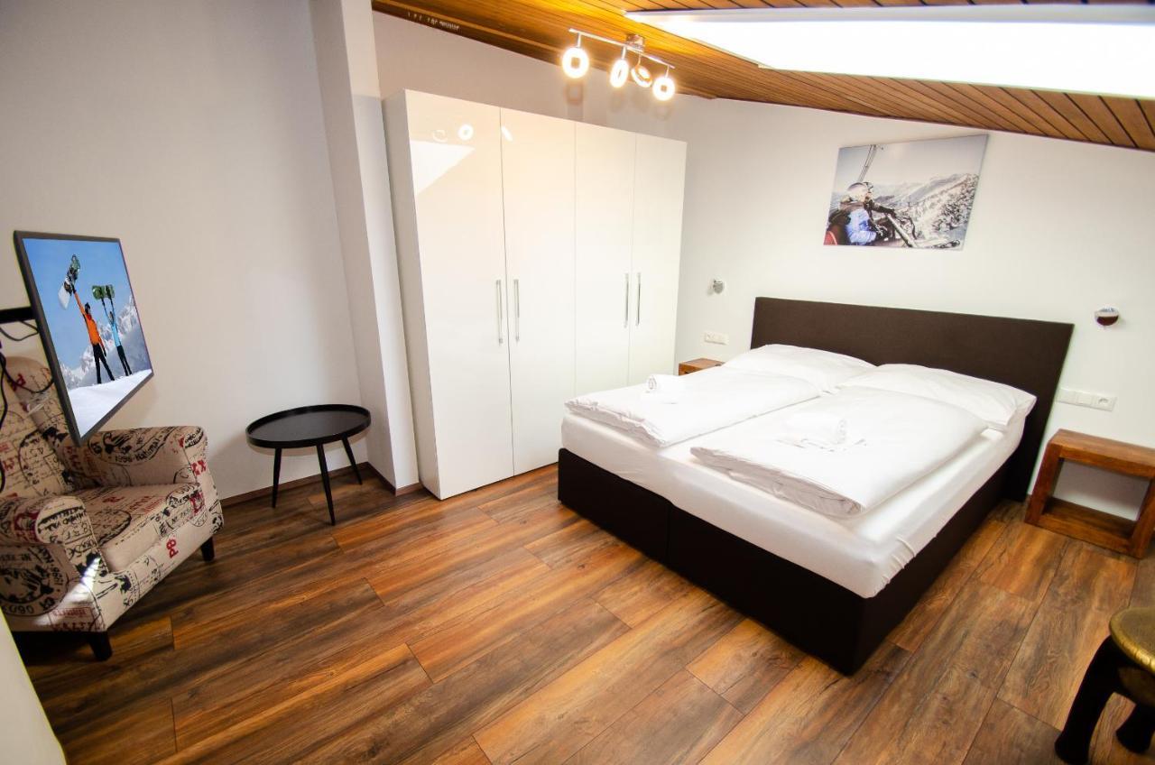 Penthouse Eightyone By All In One Apartments Kaprun Extérieur photo